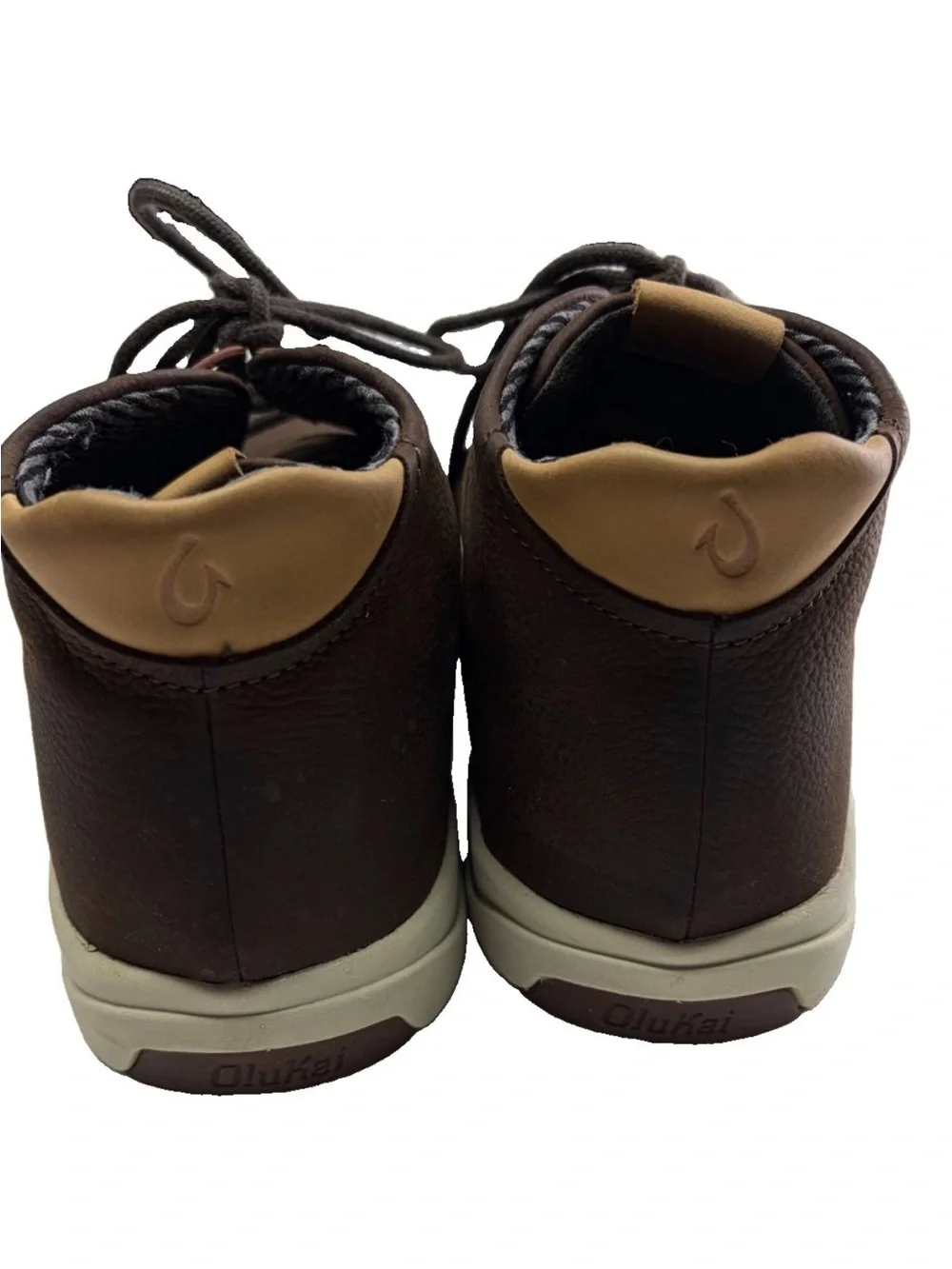 OluKai Nana Hele Men's Dark Brown Leather Chukka Boots Sz 9.5 EXCELLENT